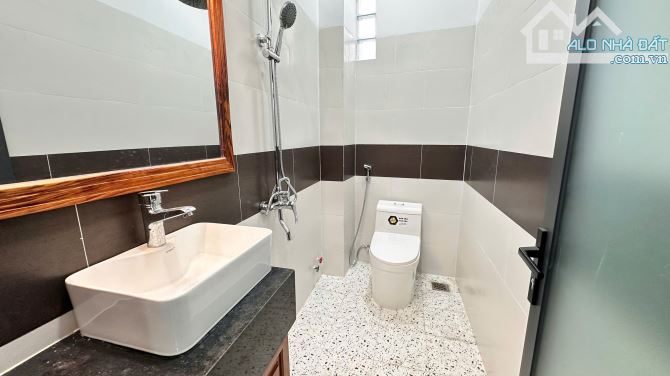 BÁN NHÀ 3 TẦNG MỚI HOÀN THIỆN-HẺM BẮC SƠN- VĨNH HẢI GIÁ 4 TỶ - 2