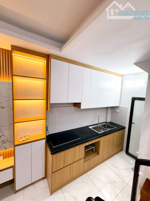 Cần bán nhà mới tại.Phường  Khương Đình, Q.Thanh Xuân 5 tầng, gần phố, ở ngay,giá 16 tỷ. - 2