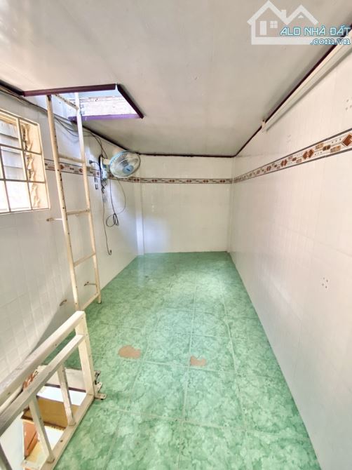 Bán nhà 3 tầng đường Trần Văn Quang Tân Bình chỉ 1,2 tỷ - 2