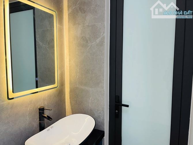 🏡Nhà 2 tầng Full nội Thất Phường Phước Vĩnh - Cách Đào Tấn 200m Giá chỉ 2.7xx Triệu - 2