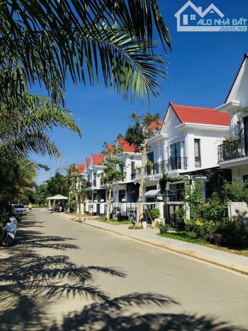 Nhà hoàn thiện 2 tầng đường 25m Royal Park Huế - 2