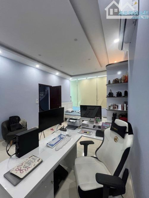 Phân lô , Lô Góc Ô Tô Phố Trung Kính - Cầu Giấy DT 55m, Giá 20 Tỷ - 2
