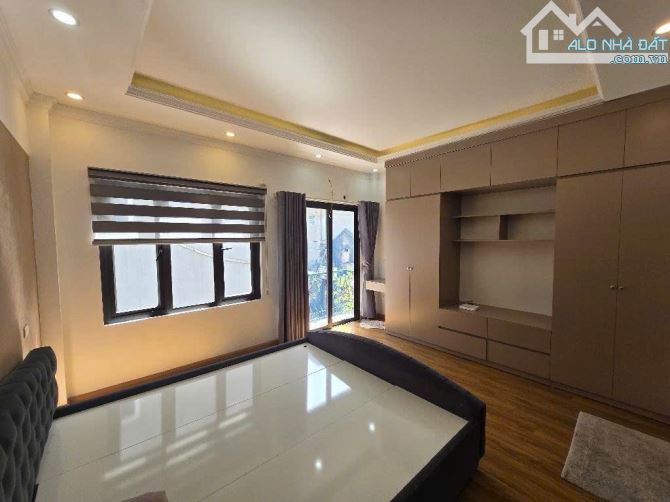 Bán nhà Nguyễn Văn Cừ, Nhà mới 5 tầng 4 thoáng, Hộ khẩu Gia Thụy - 2