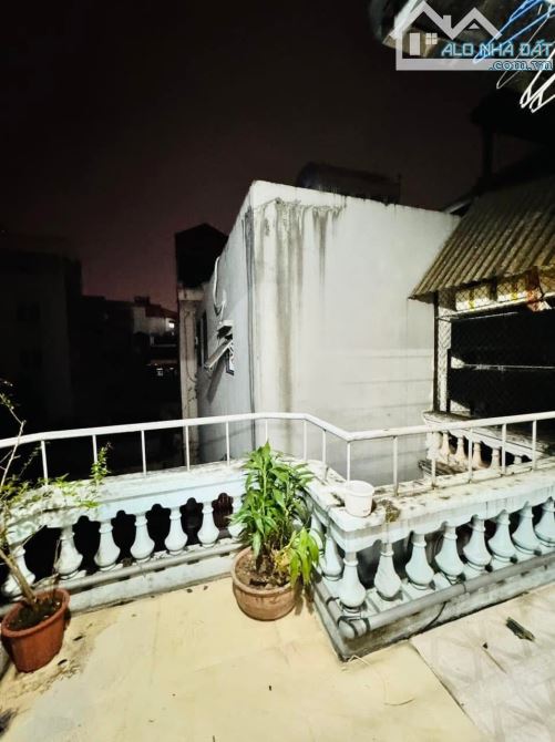 BÁN NHÀ PHỐ HÀO NAM – HIẾM – DÂN XÂY – MÓNG 6 TẦNG – 6,45 TỶ - 2