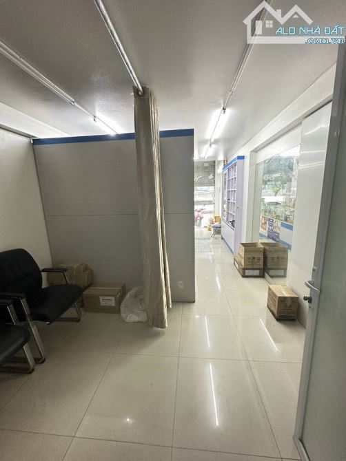 Bán nhà  mặt phố Nguyễn Tuân, Thanh Xuân, kinh doanh sầm uất. - 2