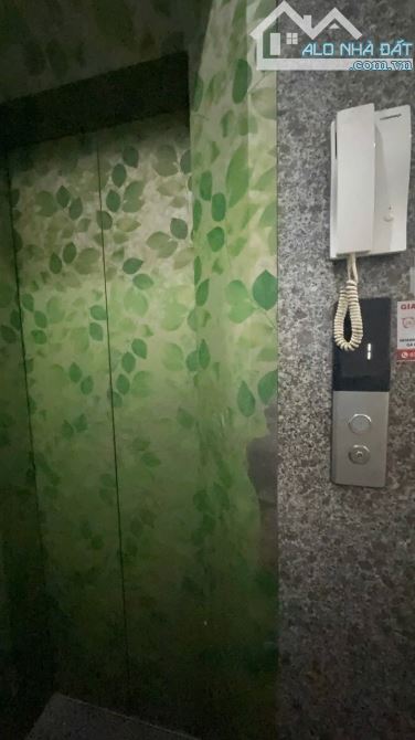 Bán tòa căn hộ 5 tầng đường Hòa Nam, 21 phòng, dòng tiền 65 triệu/tháng - 2