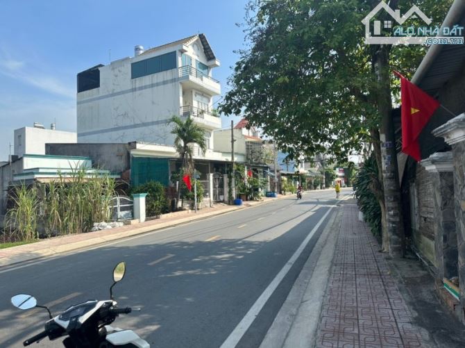 CHỦ HẠ GIÁ BÁN GẤP LÔ ĐẤT MẶT TIỀN KINH DOANH 260M2- TRẦN THỊ BỐC - HÓC MÔN - 2