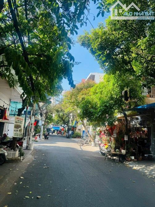 BÁN NHÀ MẶT TIỀN - Đ NGUYỄN THÁI HỌC - TÂN THÀNH - TÂN PHÚ - 62M2 -2TẦNG - 8tỷ3 TL - 2