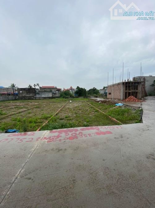 Với nhỉnh 1 tỷ đồng sở hữu đất tuyến 2 mặt đường Lương Quán, ngõ ô tô 16 chỗ - 2