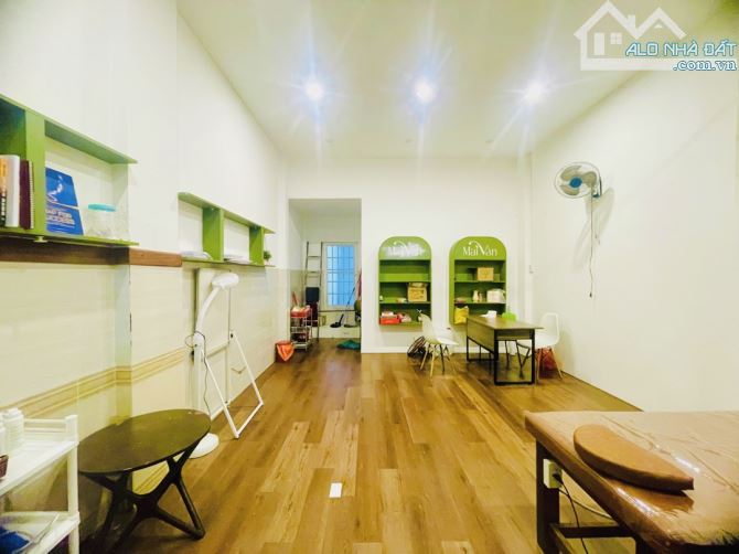 Hiếm ! Nhà 2,5 Tầng Ngô Tất Tố - Hoà Cường Bắc - Đường 10m5 - Giá Cực Tốt - 9ty3. - 2