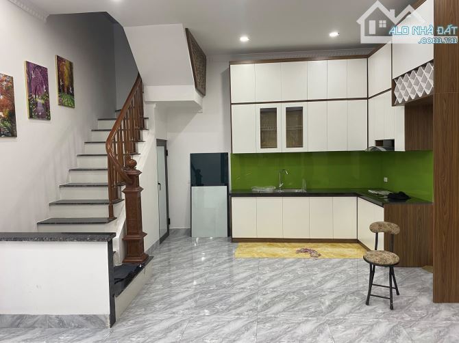 Bán nhà Đê Trần Khát Chân, Hai Bà Trưng, 43m2x3T, giá 6.799 tỷ, Ngõ nông cực thoáng - 2