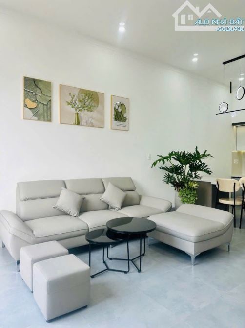 Nhà 1 mê hẻm 24 Giải Phóng phường Tân Thành xây mới full nội thất - 2