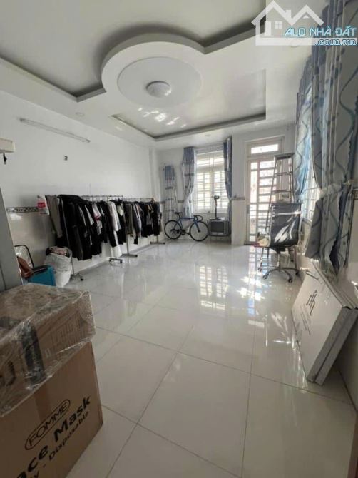 Gấp bán nhà 60m2 ngang 5M X 13M sát nách Emart Phan Huy Ích - P14 - Gò Vấp - nhỉnh nhẹ 6 t - 2