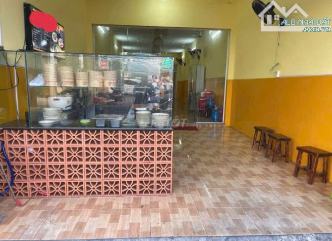 Bán gấp nhà mặt tiền chợ Bình Chánh kinh doanh đa ngành nghề - 2