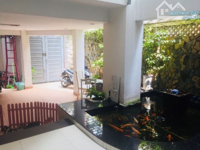 Bán nhà kiểu biệt thự đường Phan Đình Phùng, Phú Nhuận - 5 tầng 91m2 (7.4 x 13) chỉ 12 tỷ - 2