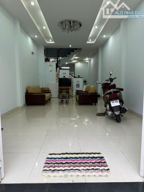 Cho thuê nhà nguyên căn tại  Đường Quang Trung, Phường 8, Quận Gò Vấp - 2
