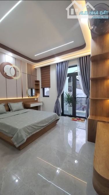 🔔 BÁN NHANH TRONG TUẦN – BÁN NHÀ MẶT TIỀN ĐỒNG ĐEN – 84M² – 5 TẦNG - 2