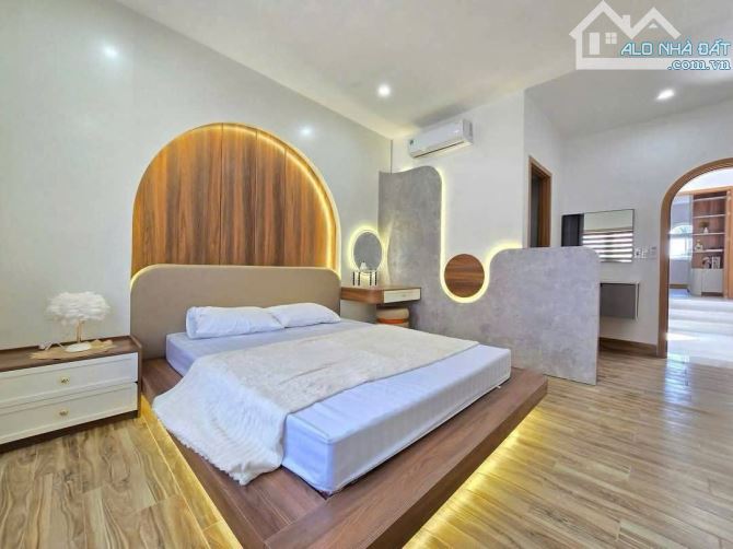 SIÊU VILLA HỒ BƠI – CÁCH BIỂN CHỈ 500M DÒNG TIỀN ỔN ĐỊNH – THIẾT KẾ CHUẨN NGHỈ DƯỠNG - 2
