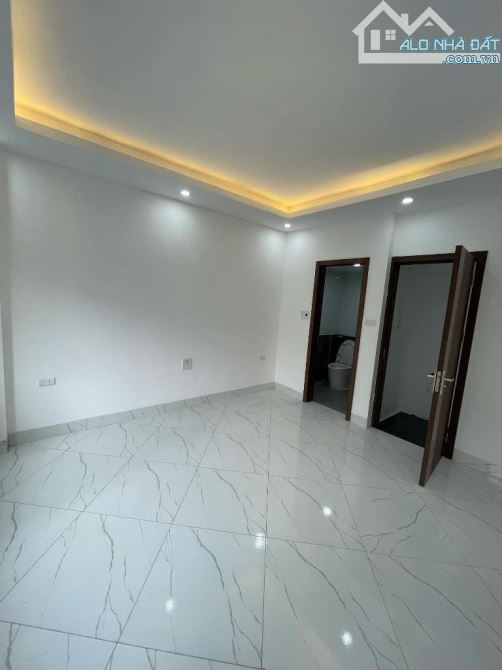 💥🔥NHÀ Ở PHỐ TRẦN KHÁT CHÂN- NHÀ 4 tầng- 3 ngủ - Giá nhỉnh 5 tỷ - 2