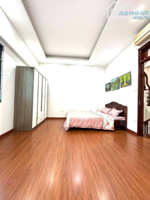 Gần Ngã Tư Chợ Mơ, Minh Khai lô góc dân xây đẹp 33m2 giá 6.8 tỷ - 2