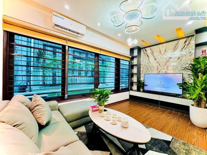 BÁN NHÀ MẶT PHỐ THÁI HÀ, 135M2 × 7 TẦNG, MT 4M, 2 THOÁNG, 62 TỶ - 2