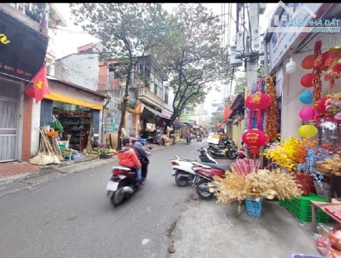 50.x Tỷ/ 140 M2/3 Tầng/5.2 Mt / Mặt Phố Nguyễn Đổng Chi - 2