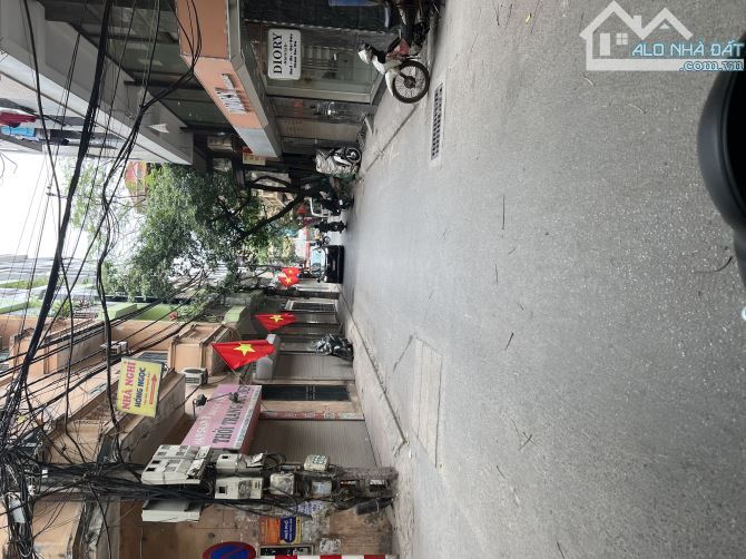 hoàng văn thái-DT 65M *5T nhỉnh 15 tỷ-ô tô tránh, vào nhà -ngõ thông kinh doanh -nhà đẹp - 2