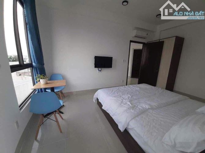 BÁN TÒA NHÀ 6 TẦNG MẶT PHỐ SÁT BIỂN - CẠNH CÔNG VIÊN HỒ NGHINH - DÒNG TIỀN 100 TRIỆU/TH - 2