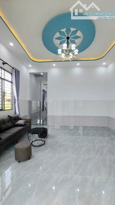 Nhà mới dọn vào ở ngay 135m2, SHR, Củ Chi, Giá 1 tỷ 040. - 2