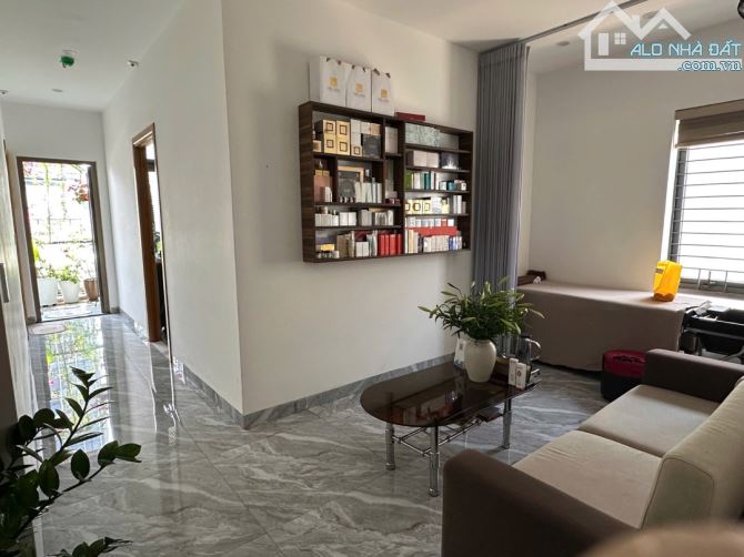 BÁN TÒA NHÀ 2 MẶT TIỀN NGUYỄN DU – NGANG 10M – DIỆN TÍCH 100M² – KIẾN TRÚC HIỆN ĐẠI 35 TỶ - 2