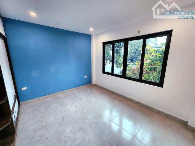 Bán nhà 3 tầng Tứ Liên - Diện tích 32m2 - Nhà đẹp ở ngay - Ko quy hoạch 3,55 tỷ - 2
