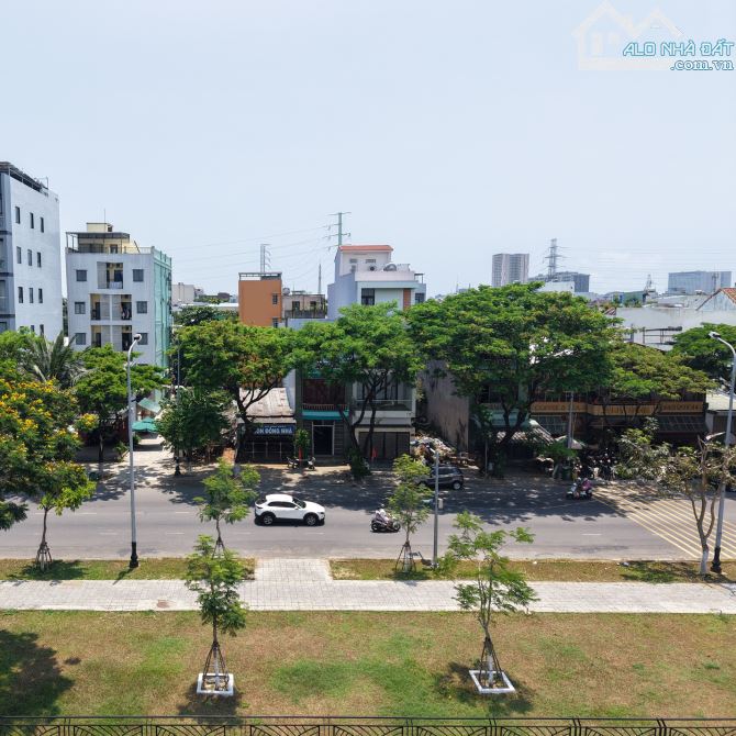 Nhà 3 tầng mặt sông đường Chương Dương - nhìn sang công viên Châu Á và khu vực bắn pháo ho - 2