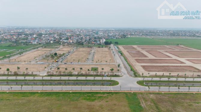 Bán đất đấu gía khu CN Tiền Hải, phân lô vỉa hè, hạ tầng đẹp, sổ đỏ,chỉ 1,3 tỷ/lô - 2