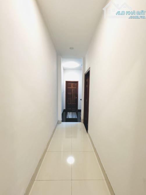 Phạm Văn Đồng -P13- Bình Thạnh-4 tầng mới- 83m2(4.4x18)- hẽm ô tô - 2