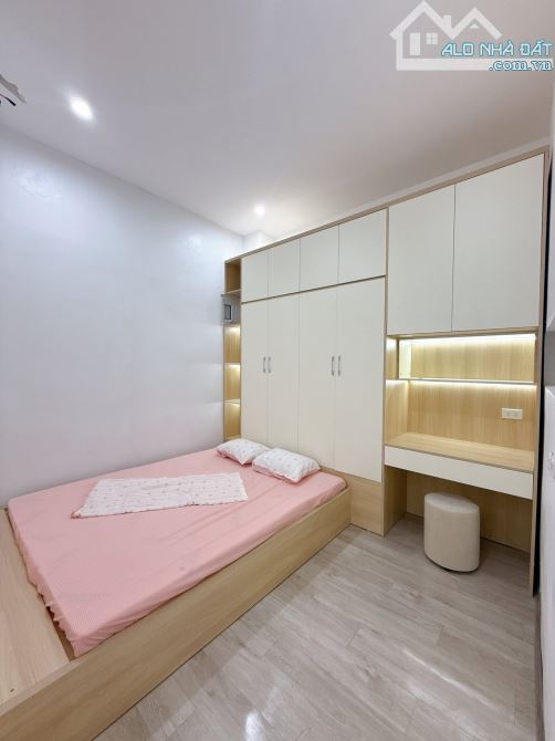 TẬP THỂ SIÊU ĐẸP-LÔ GÓC 3 MẶT THOÁNG VŨ NGỌC PHAN-ĐỐNG ĐA CHỈ HƠN 3 tỷ - 2