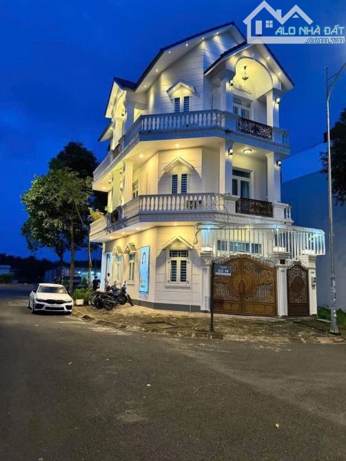 BÁN NHÀ GÓC 2 MẶT TIỀN KDC NAM LONG , GẦN HỒ CẢNH QUAN - 2