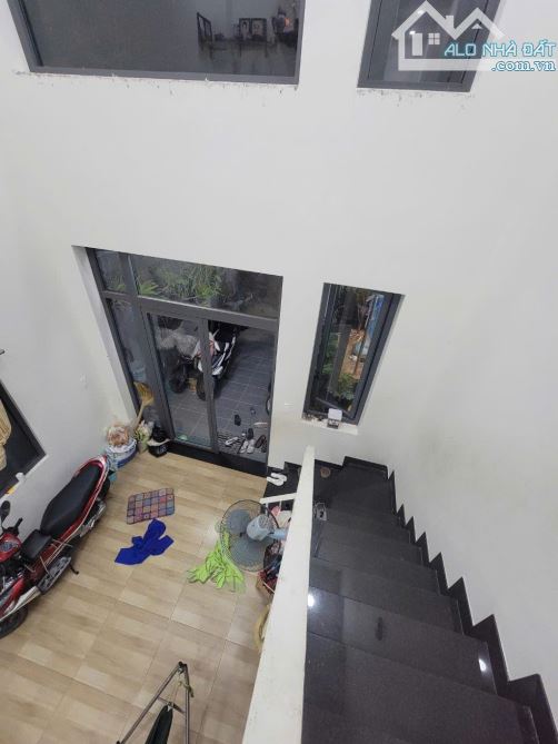 Hàng ngộp cần ra gấp  - DT lớn 108m2 - đường 7.5m , Thạnh Xuân 18 Quận 12- Giá 5.8 tỷ - 2