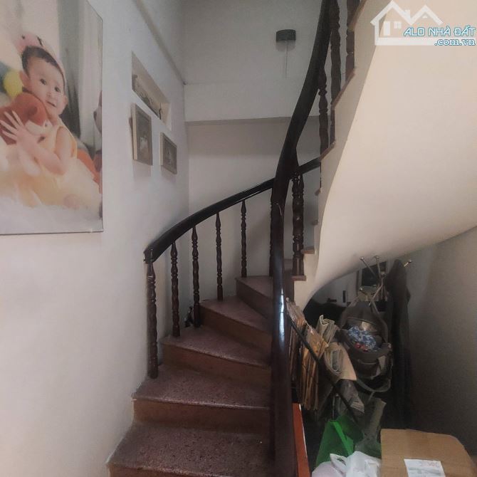 Nhà mặt tiền Quận 6 cần bán gấp – Gần trường học, công viên – Có thể cho thuê ngay - 2