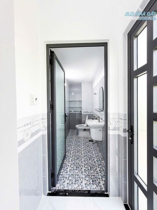 Bán Nhà Sổ Riêng Gần Khu Dân Cư Đại Hải Bà Điểm Hóc Môn giá chỉ 800 triệu - 2