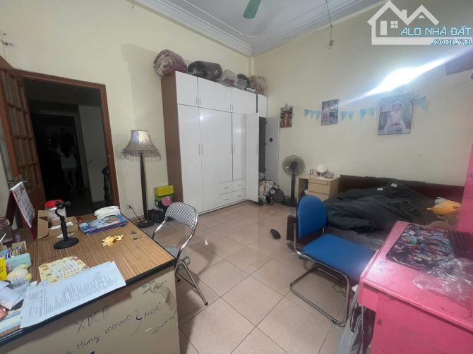 Bán nhà Xã Đàn - 31m2 - 6 tỷ - nhà đẹp,chắc chắn - gầb phố - 2