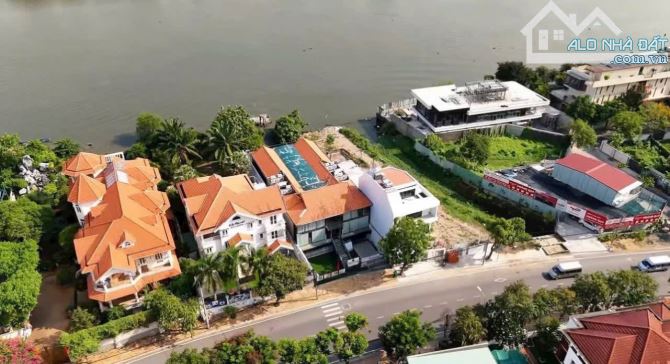 BÁN BIỆT THỰ 2 MẶT TIỀN NGUYỄN VĂN HƯỞNG MẶT SAU VIEW SÔNG 325 TỶ - 2