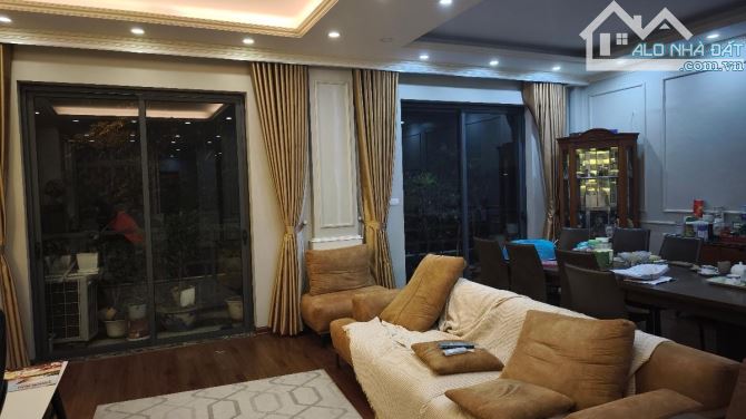 KINH DOANH VIP, LÔ GÓC 70M², 4 TẦNG, Ô TÔ TRÁNH – CẦU GIẤY THÔNG NGUYỄN VĂN HUYÊN - 2