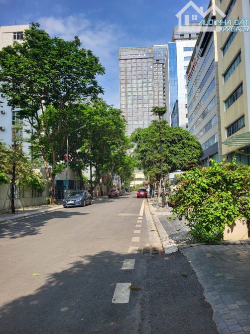 BIỆT THỰ ĐƠN LẬP TRUNG YÊN - VŨ PHẠM HÀM, 220M LÔ GÓC HIẾM ĐẸP CÓ HẦM - 2