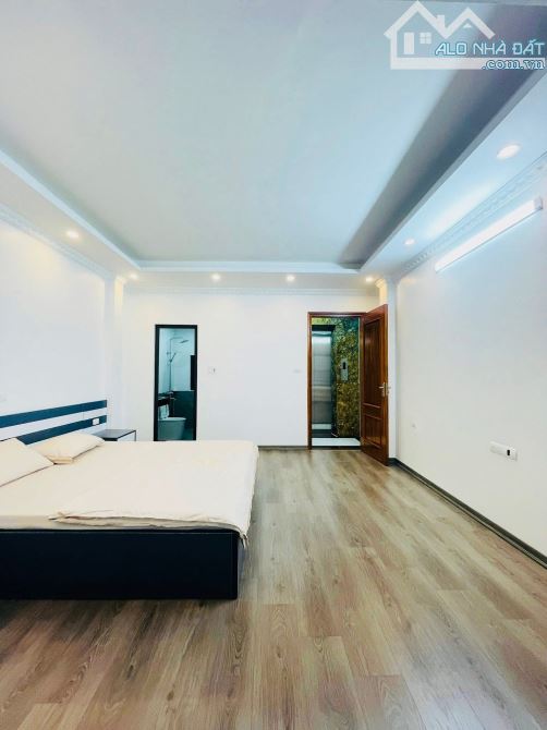 SIÊU PHẨM PHẠM VĂN ĐỒNG ,CG-NHÀ MỚI KÍNH KOONG-6TẦNG-40M2- 9TỶ, THANG MÁY NHẬP Ý - NỘI THÂ - 2
