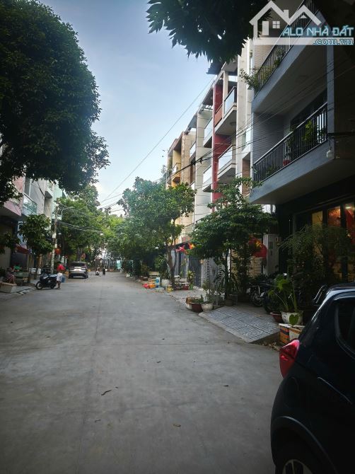 "Nhà phân lô vip 4 tầng ngay Lê Đức Thọ 2 mặt hẻm trước sau 4x12 vuông vắn HXH 7m thông th - 2