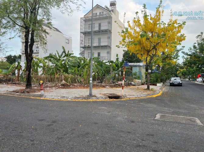Bán lô đất Sadeco Ven Sông Quận 7, DT 12x18m, 7x18m, 5x18m Giá 14 tỷ, sổ hồng - 2