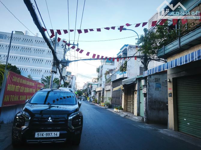 "Nhà mới đẹp 60m2(4x15 vuông vức) ngay Nguyễn Văn Khối 1 trục 10M RA ĐƯỜNG CHÍNH fULL NỌI - 2