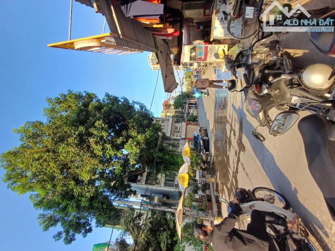 Bán nhà Trần Cung, 4,X tỷ, ô tô tránh.