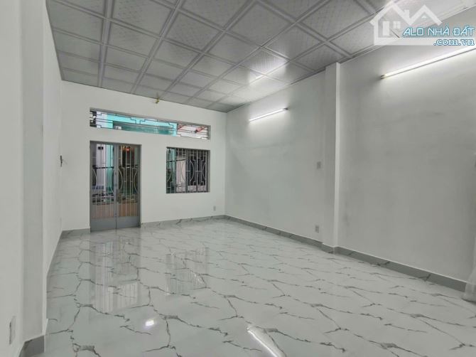 📢 GẦN VÒNG XOAY PHẠM VĂN ĐỒNG - NGUYỄN THÁI SƠN - 56 M2 - NỞ HẬU - NHỈNH 5🌹 - 2