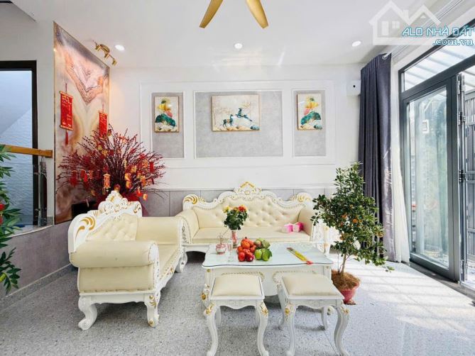 "Nhà 4 tầng Full nội thất 56m2(4x14)- ngay Nguyễn Văn khối~ sát công viên làng hoa,HXH 4M - 2